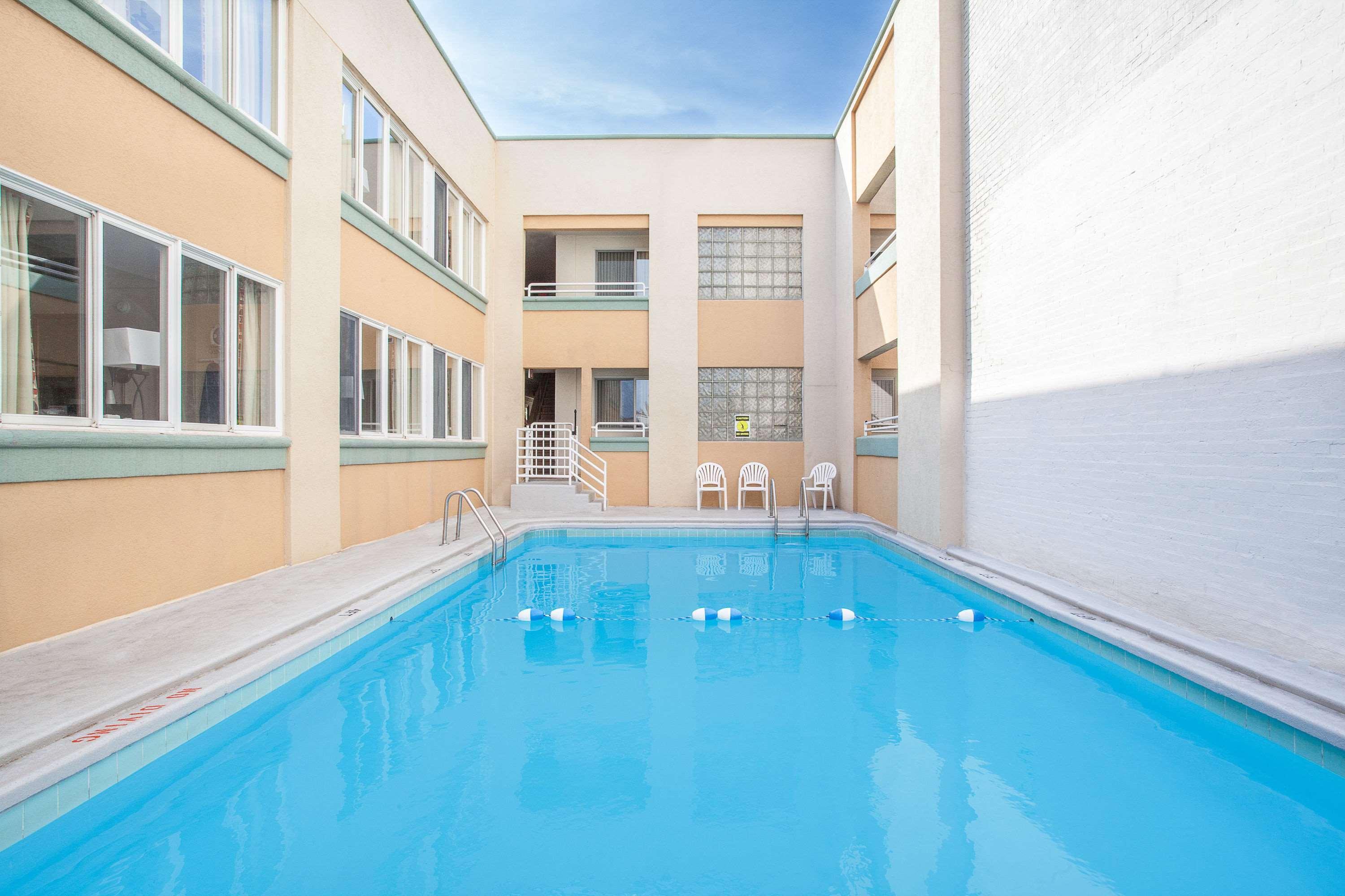 Howard Johnson By Wyndham Atlantic City Extérieur photo